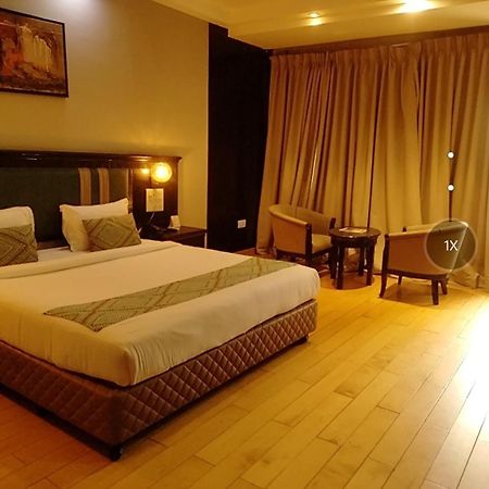 Hotel The Patricians Bilāspur Εξωτερικό φωτογραφία