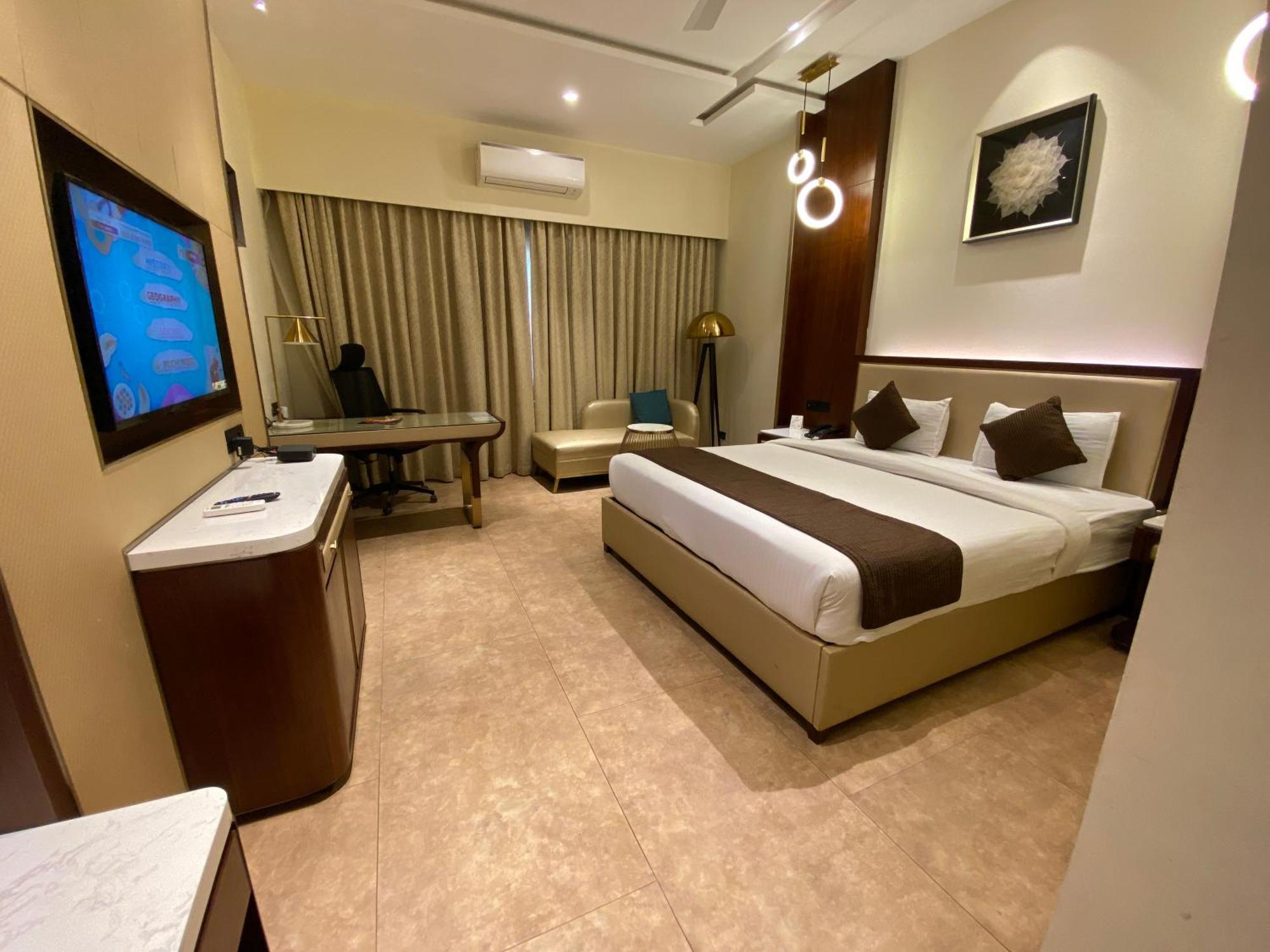 Hotel The Patricians Bilāspur Εξωτερικό φωτογραφία